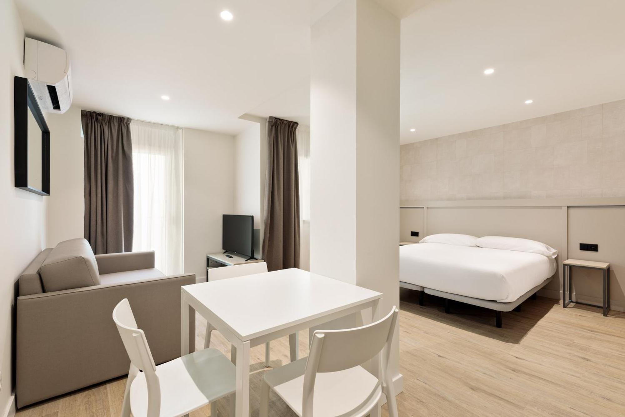Aparthotel Xic Кастел Пладжа де Аро Екстериор снимка